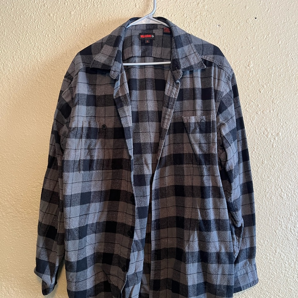 Black and Gray Plaid Shirt